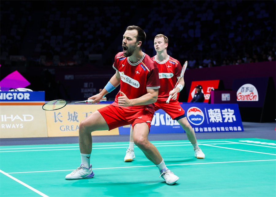 训中顶着明 训中顶着明