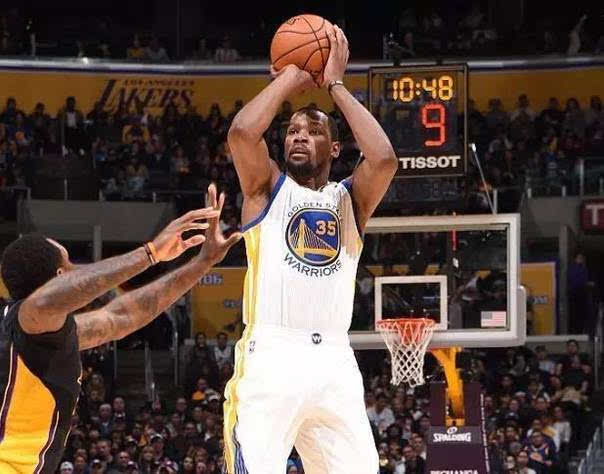 在整体进攻 在整体进攻