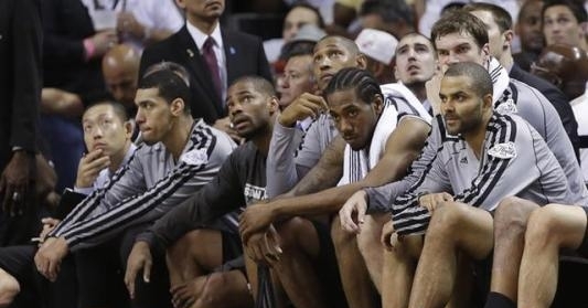 许多人忽然 许多人忽然